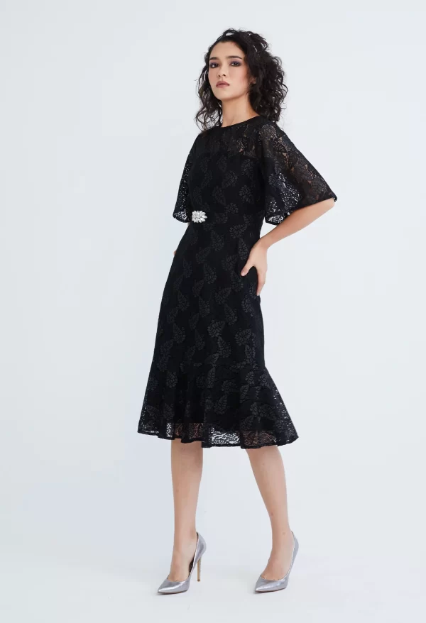 Lace Pearl Belted Cocktail Dress - Image 3